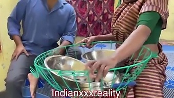 Nokrani Malik Sex - Malik nokrani XNXX Videos - XNNX