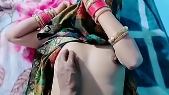 Sareesxnxx - Indian village sarees XNXX Videos - XNNX