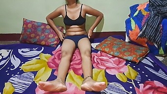 Oldmanindianxnxx - Old man indian XNXX Videos - XNNX